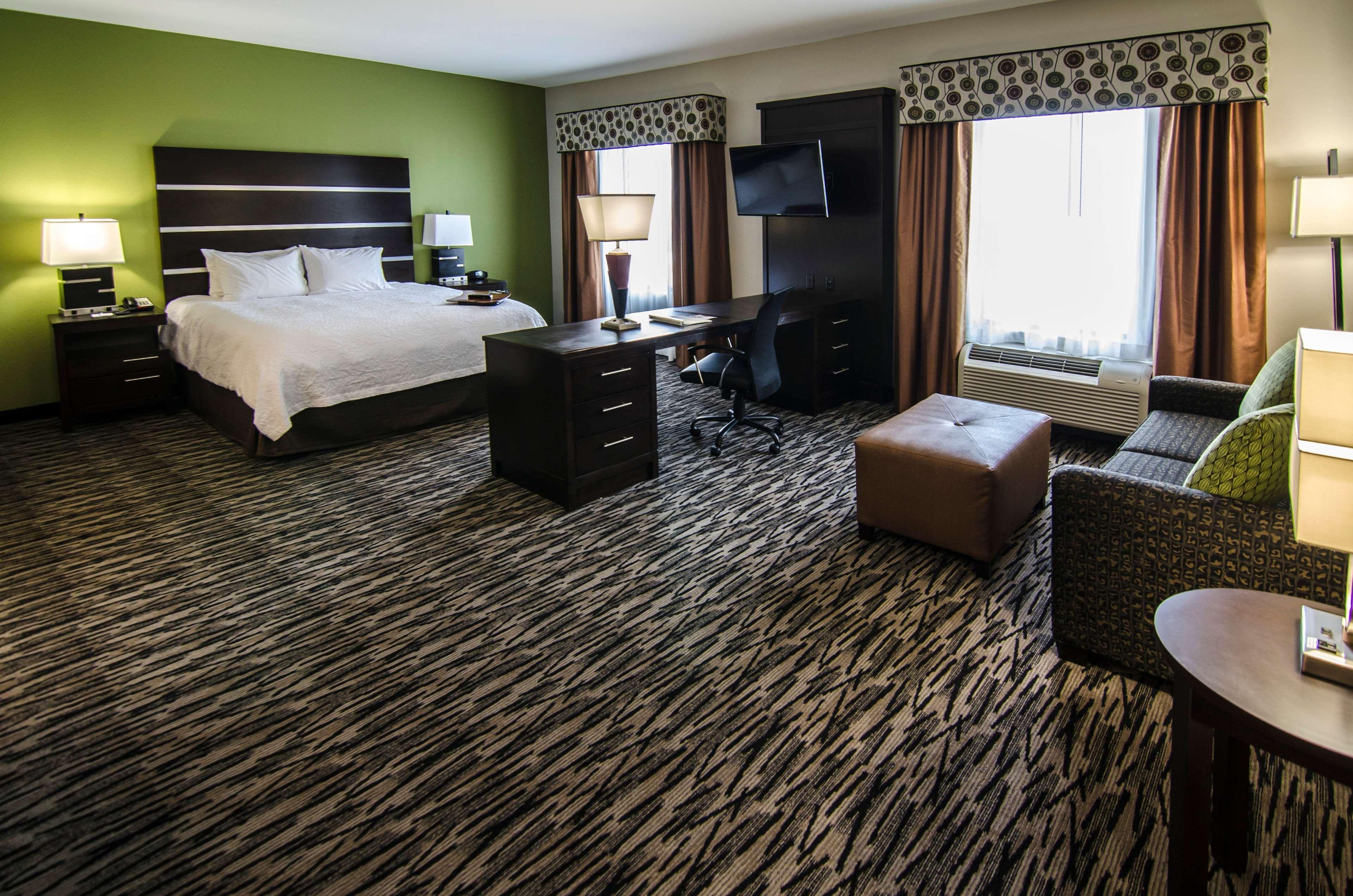 Hampton Inn Фоли Экстерьер фото