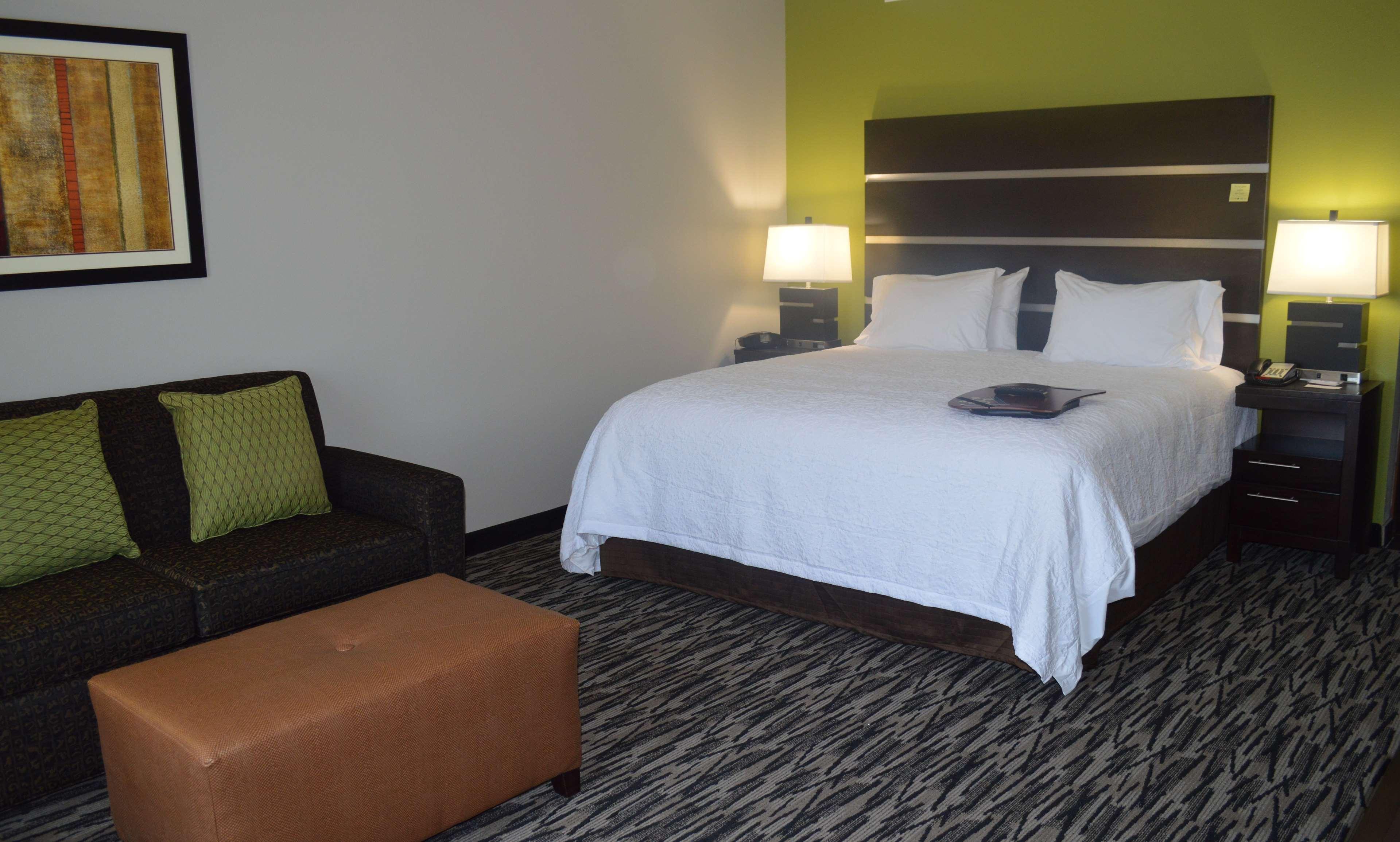 Hampton Inn Фоли Экстерьер фото