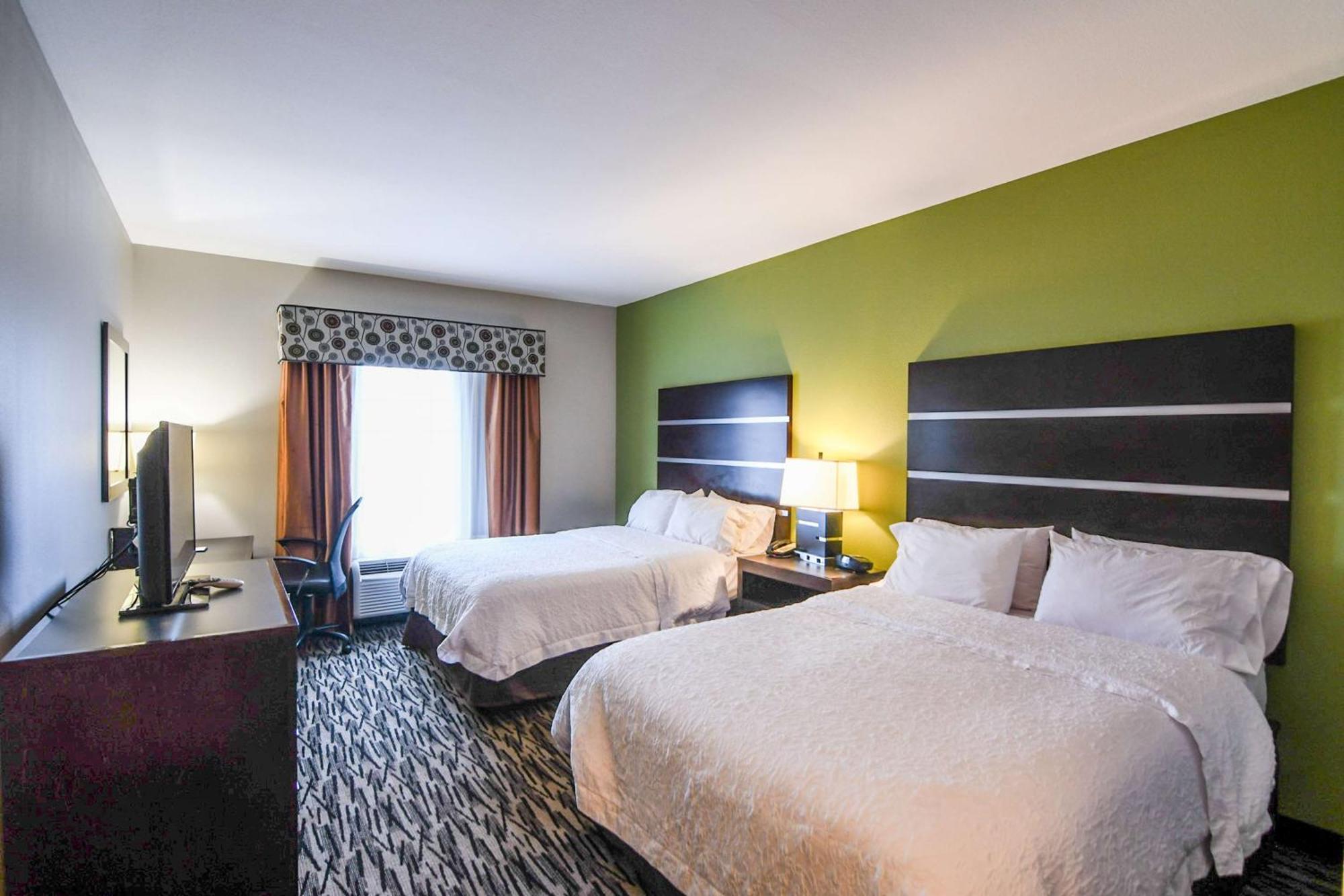 Hampton Inn Фоли Экстерьер фото
